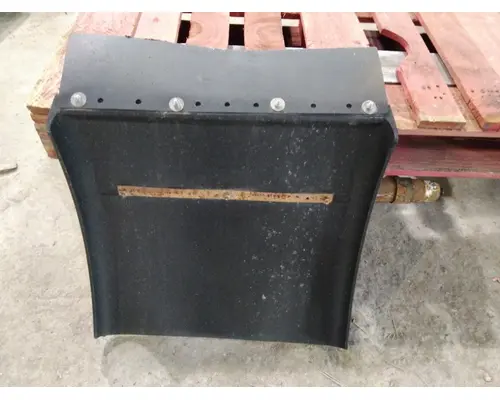 VOLVO VN FENDER, QUARTERHALF REAR