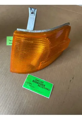 VOLVO VN Front Lamp (Turn Signal)