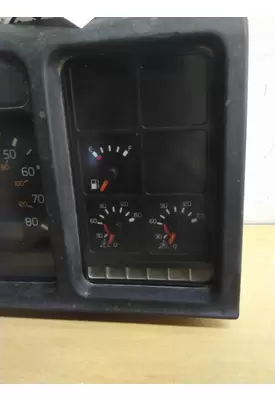 VOLVO VN GAUGE CLUSTER