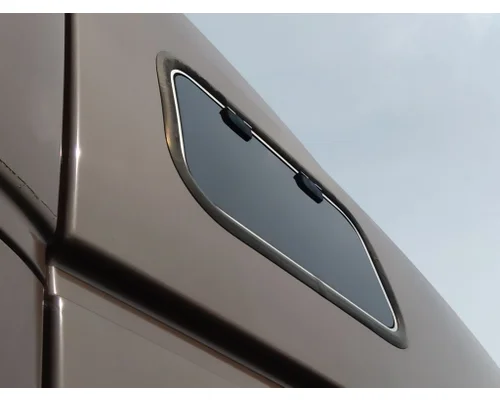 VOLVO VN GLASS, SLEEPER