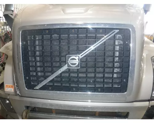 VOLVO VN Grille