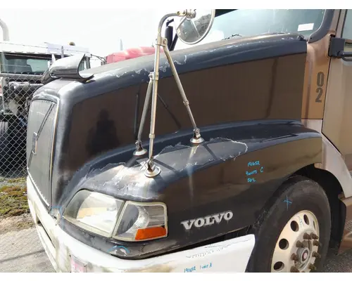 VOLVO VN HOOD