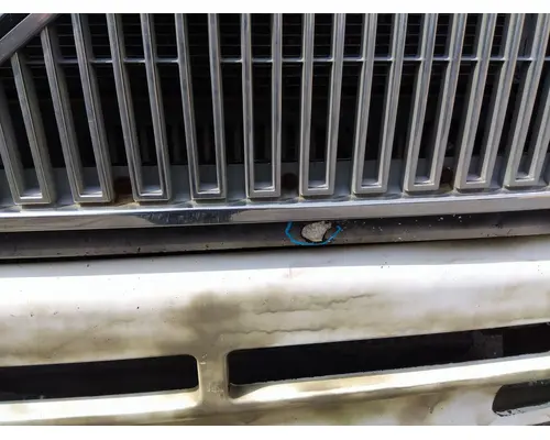 VOLVO VN HOOD