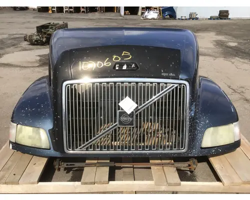 VOLVO VN Hood