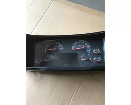 VOLVO VN Instrument Cluster