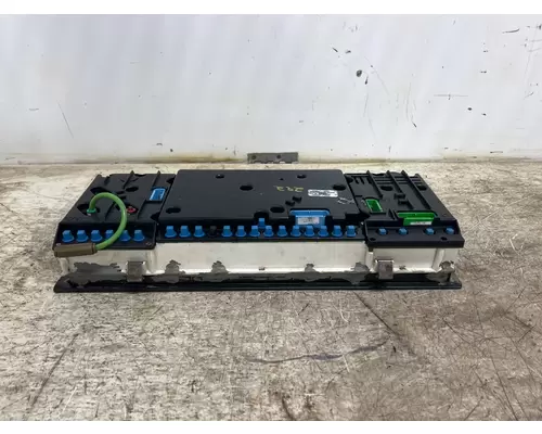 VOLVO VN Instrument Cluster