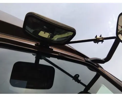 VOLVO VN MIRROR ASSEMBLY CABDOOR