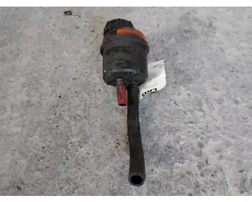 VOLVO VN POWER STEERING RESERVOIR