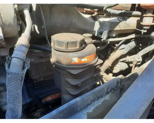 VOLVO VN POWER STEERING RESERVOIR