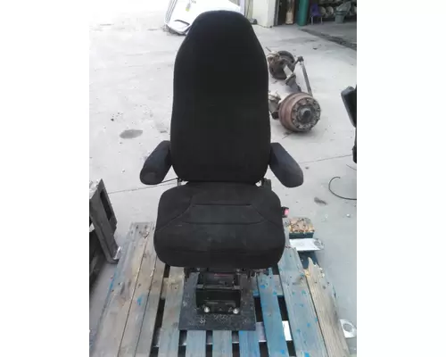 VOLVO VN SEAT, FRONT