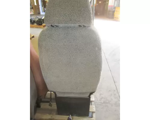 VOLVO VN SEAT, FRONT