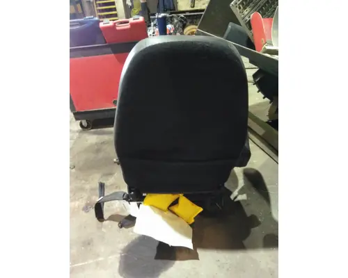 VOLVO VN SEAT, FRONT