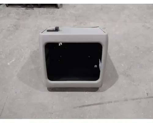 VOLVO VN SLEEPER CLOSET