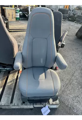 VOLVO VN Seat, Front