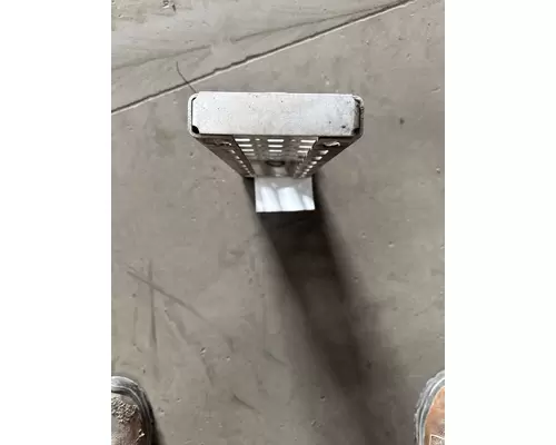 VOLVO VN Step