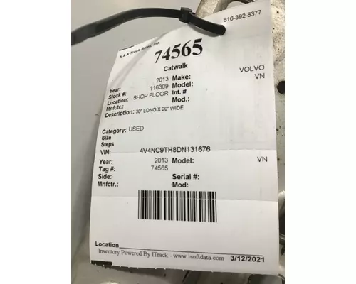 VOLVO VN Step
