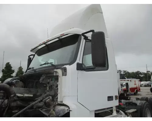 VOLVO VN WHOLE TRUCK FOR RESALE