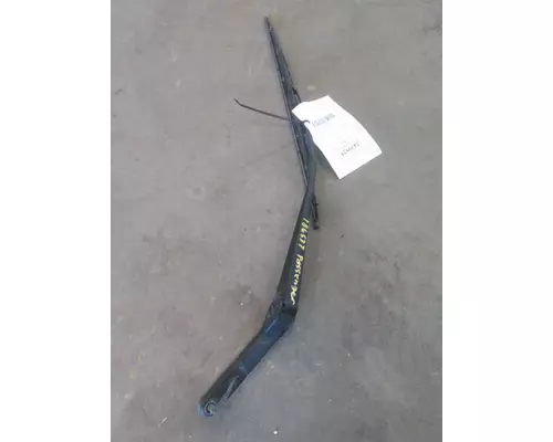 VOLVO VN WINDSHIELD WIPER ARM