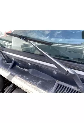 VOLVO VN Windshield Wiper Arm