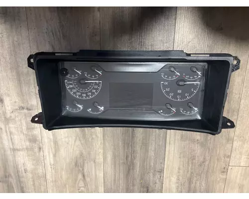 VOLVO VNl860 Instrument Cluster