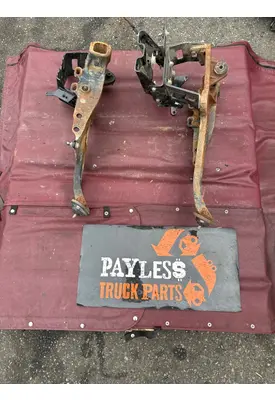 VOLVO VNl860 Radiator Core Support
