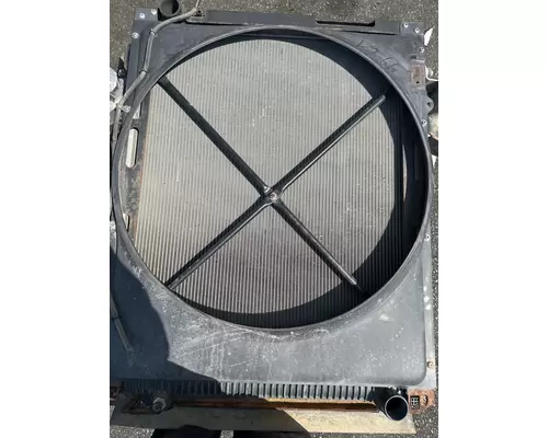 VOLVO VNl860 Radiator