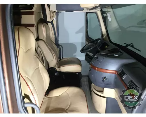 VOLVO VT880 Cab