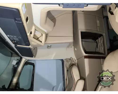 VOLVO VT880 Cab