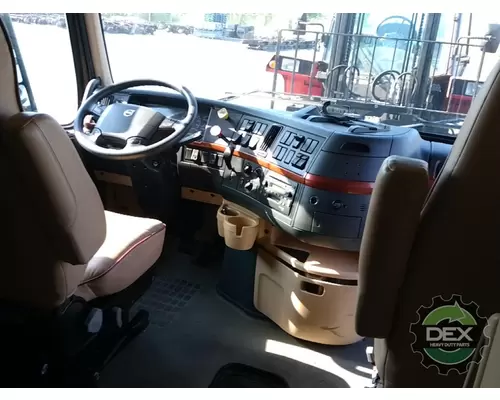 VOLVO VT880 Cab