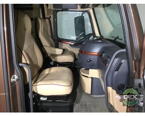 VOLVO VT880 Cab