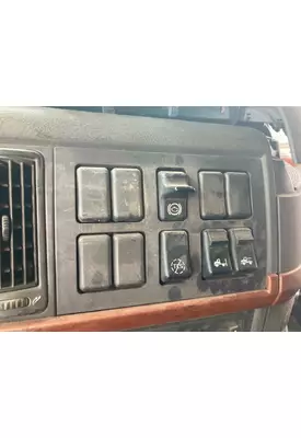 VOLVO VT880 Dash Assembly