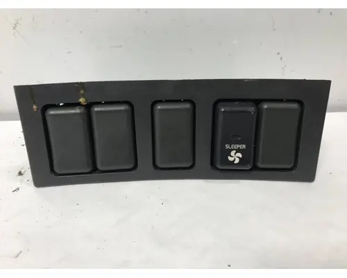 VOLVO VT880 Dash Assembly