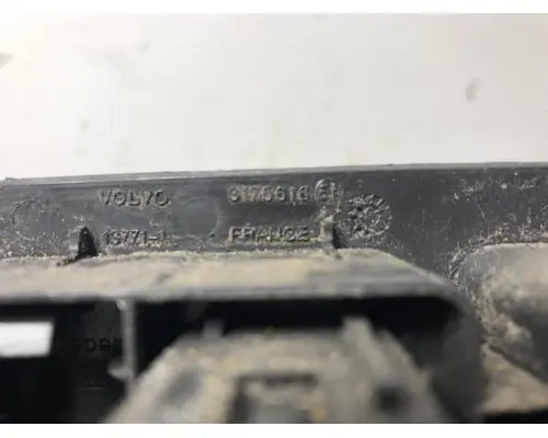 VOLVO VT880 Dash Assembly