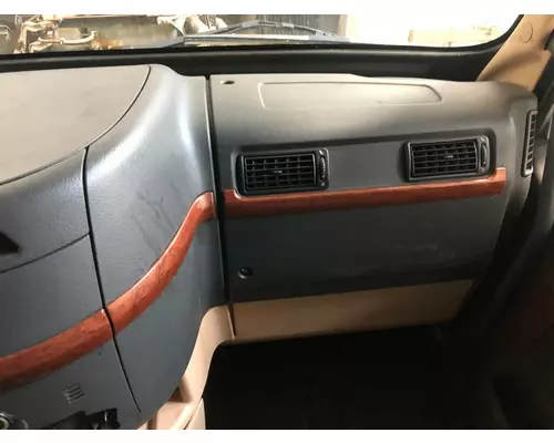 VOLVO VT880 Dash Assembly