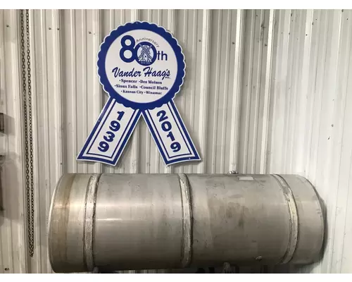 VOLVO VT880 Fuel Tank