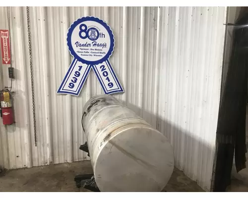 VOLVO VT880 Fuel Tank