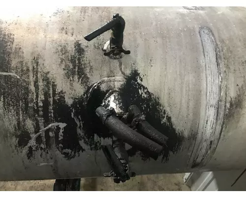 VOLVO VT880 Fuel Tank