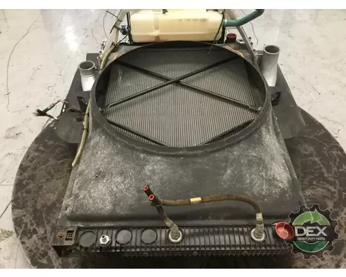 VOLVO VT880 Radiator