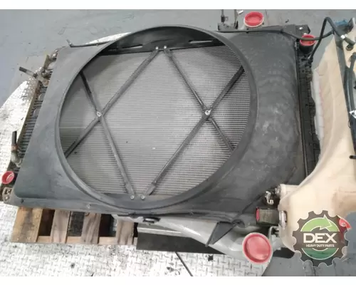 VOLVO VT880 Radiator