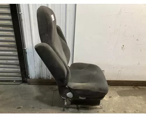 VOLVO VT880 Seat (non-Suspension)