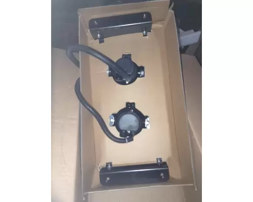 VOLVO VT FOG LIGHT