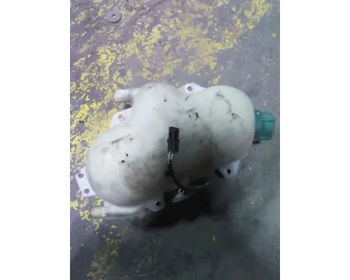 VOLVO WAH WINDSHIELD WASHER RESERVOIR