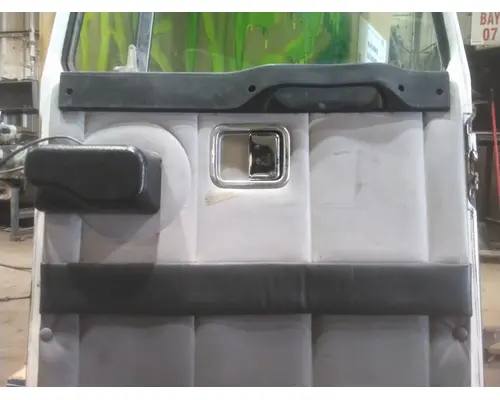 VOLVO WCA 1990-1998 DOOR ASSEMBLY, FRONT