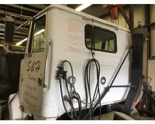 VOLVO WCA AREO SERIES Cab Assembly