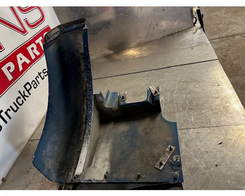 VOLVO WCA Fender Extension