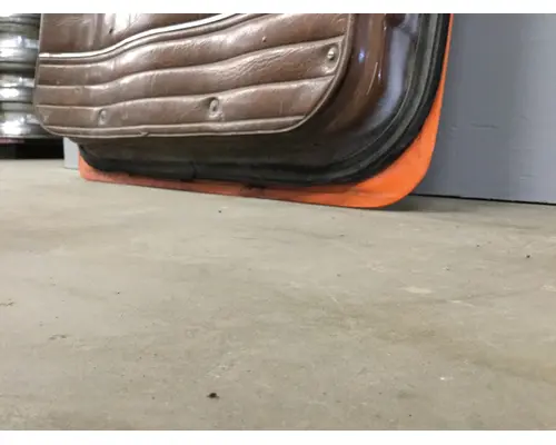 VOLVO WCM 1990-1998 DOOR ASSEMBLY, FRONT