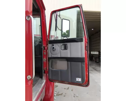VOLVO WG 1988-2001 DOOR ASSEMBLY, FRONT