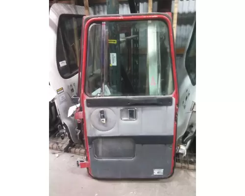 VOLVO WG 1988-2001 DOOR ASSEMBLY, FRONT