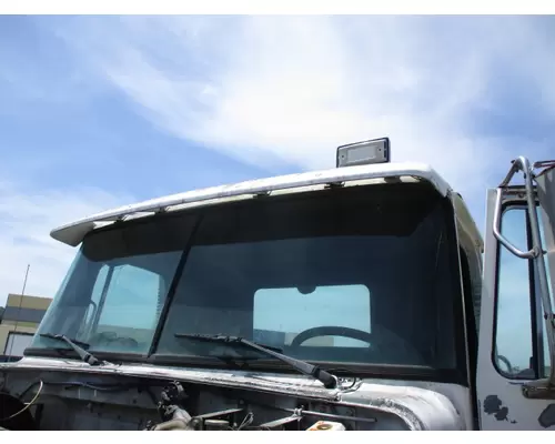 VOLVO WG CAB CLIP