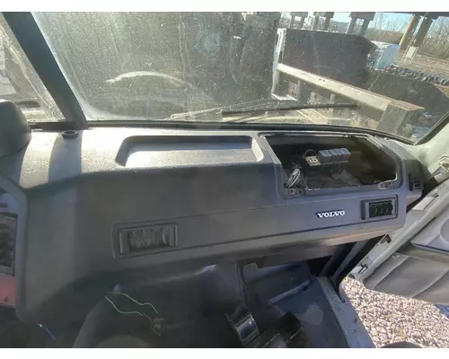 VOLVO WG Dash Assembly